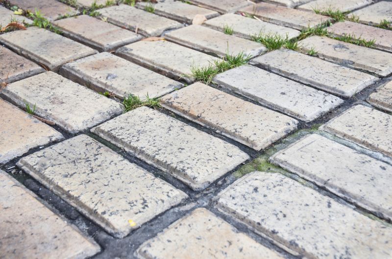 Signs Your Commercial Brick Or Stone Flatwork Needs Repair